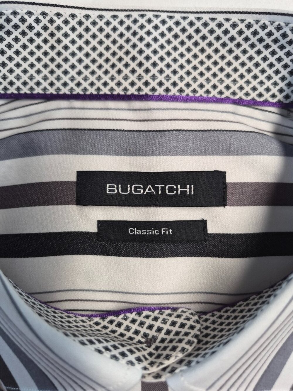 NWT BUGATCHI Classic Fit 100% Cotton Striped Flip Cuff Shirt MC10